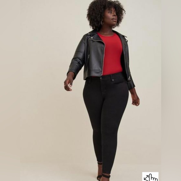 Torrid Sheer Mesh Crew Neck Tee size 10 M - Picture 7 of 7